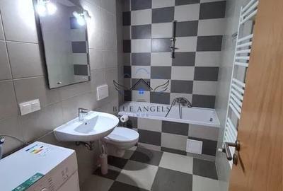 Apartament cu 2 camere decomandat în Tractorul