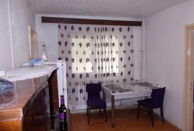 Apartament cu 2 camere decomandat în Micro 14 - 3