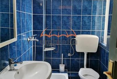 Garsonieră decomandată în Plopilor - 2