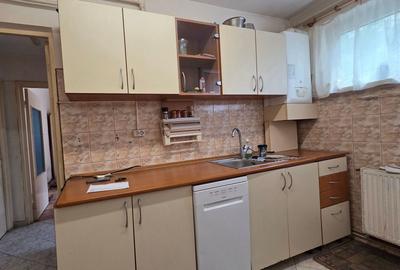 Apartament cu 2 camere decomandat în Grigorescu