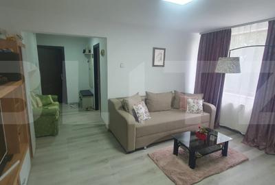 Apartament cu 3 camere semidecomandat, mobilat în Vatra Dornei