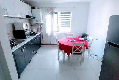 Apartament cu 2 camere decomandat în Plopilor - 3