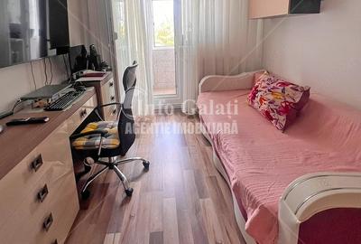 Apartament cu 2 camere decomandat în Micro 14