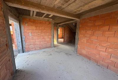 Casă individuală cu 5 camere cu Teren 377 Mp în Câmpineanca - 9