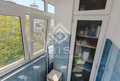 Apartament cu 2 camere decomandat în Independenței