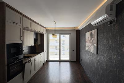 Apartament cu 3 camere semidecomandat, mobilat în Florești