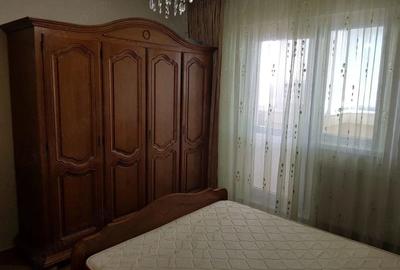 Apartament cu 2 camere decomandat în Cetății