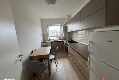Apartament cu 2 camere decomandat în Mihai Viteazul