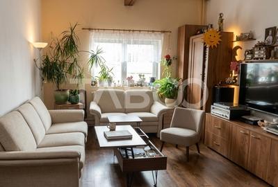 Apartament cu 2 camere semidecomandat, mobilat în Gilău