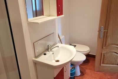 Apartament cu 2 camere decomandat în Petros - 1