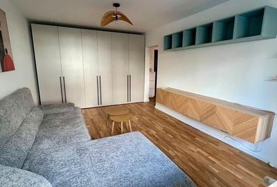 Apartament cu 2 camere decomandat, mobilat în 1 Mai