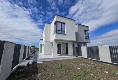 Casă cu 4 camere în Moșnița Nouă - 4