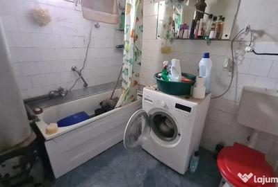 Casă cu 2 camere cu Teren 884 Mp în Pârneava