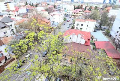 Apartament cu 2 camere semidecomandat în 1 Mai