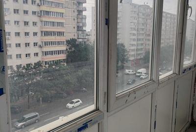 Apartament cu 3 camere semidecomandat în Ștefan cel Mare - 1