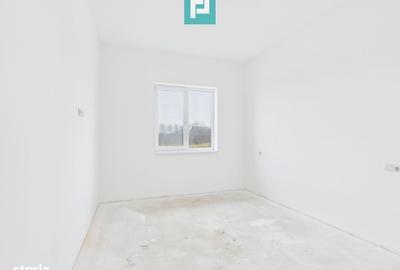 Casă cu 3 camere cu Teren 250 Mp în Central