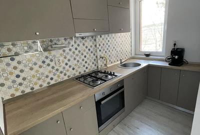 Apartament cu 2 camere semidecomandat în Central - 1