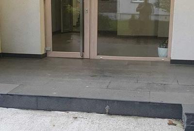 Apartament cu 3 camere decomandat în Mărăcineni - 3