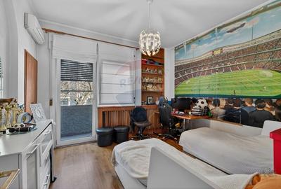 Apartament cu 10 camere decomandat, mobilat în Capitale - 21
