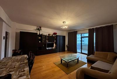 Apartament cu 3 camere decomandat, mobilat în Central - 1