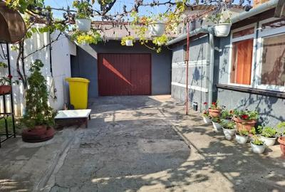 Casă cu 5 camere cu Teren 812 Mp în Central