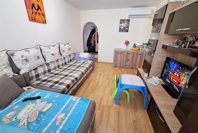 Apartament cu 3 camere semidecomandat, mobilat în Milcov - 8