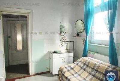 Casă cu 5 camere cu Garaj în Central - 3