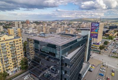 Birou, de 17,000 mp, în Ultracentral - 18