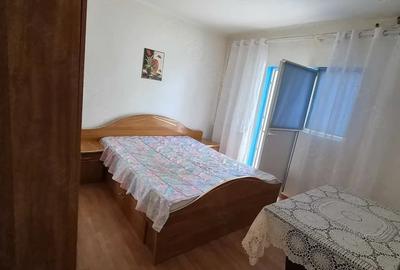 Apartament cu 2 camere decomandat în Găești