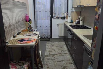Apartament cu 2 camere decomandat, mobilat în Galata - 1
