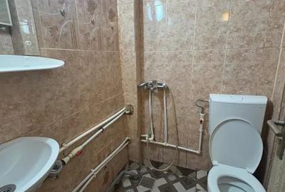Garsonieră decomandată în Podu Roș