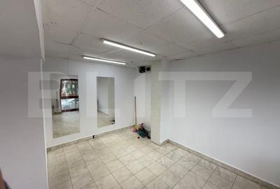 Spațiu comercial, de 15 mp, în Girocului
