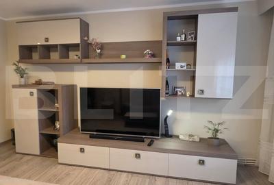 Apartament cu 3 camere decomandat, mobilat în Carpați 2