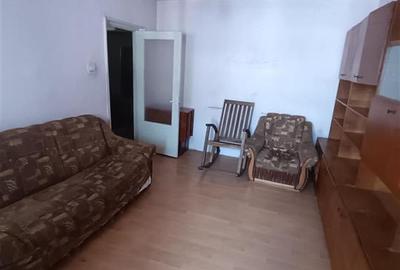 Apartament cu 3 camere decomandat în Obor - 1