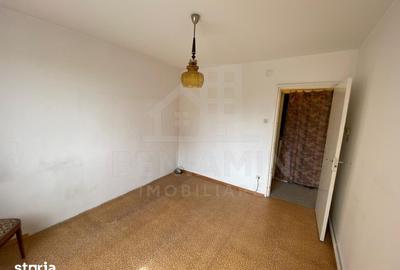 Apartament cu 3 camere semidecomandat în Griviței - 1