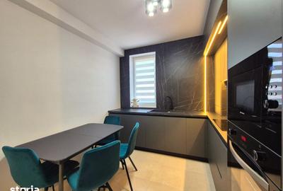 Apartament cu 2 camere decomandat în Tractorul