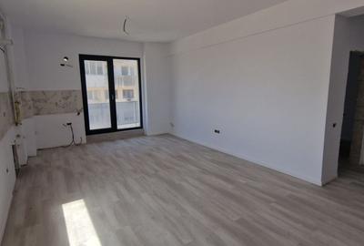 Apartament cu 3 camere decomandat în Faleza Nord - 3