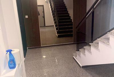 Apartament cu 2 camere decomandat în 1 Mai