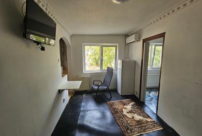 Apartament cu 2 camere semidecomandat în Șagului