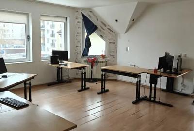 Casă cu 6 camere cu Teren 720 Mp în Tudor