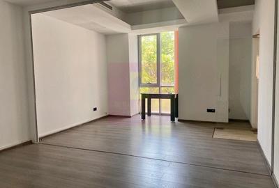 Spațiu comercial, de 30 mp, în Vitan