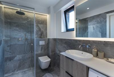 Apartament cu 2 camere decomandat în Central - 1