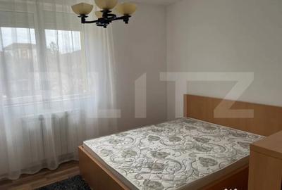 Apartament cu 3 camere semidecomandat în Lipovei