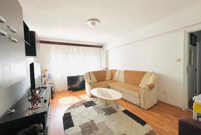 Apartament cu 2 camere decomandat, mobilat în Cugir
