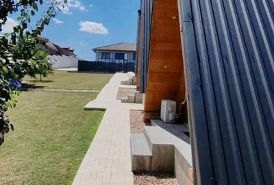 Casă cu 6 camere cu Piscina în Cordău