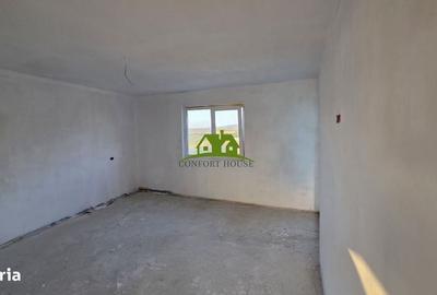 Casă cu 4 camere în Bistrița