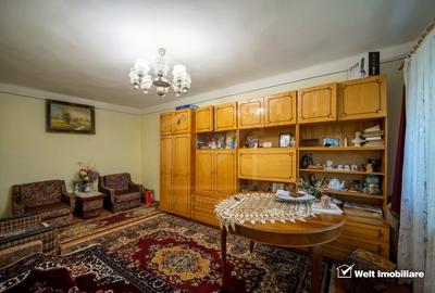 Apartament cu 3 camere semidecomandat, mobilat în Gruia - 2
