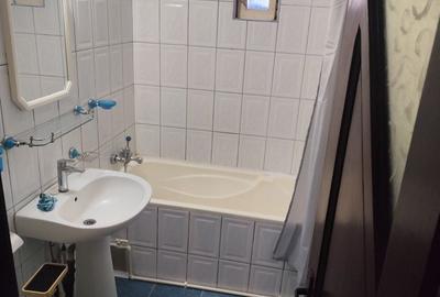 Apartament cu 2 camere decomandat în Spătaru - 3