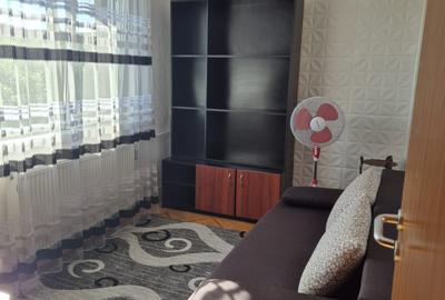 Apartament cu 3 camere semidecomandat, mobilat în Cetății - 4