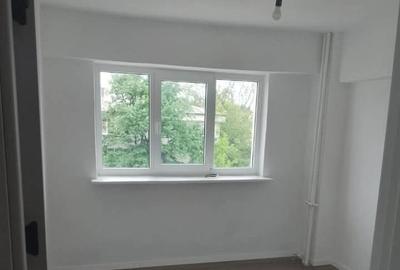 Apartament cu 2 camere decomandat în Exterior Vest